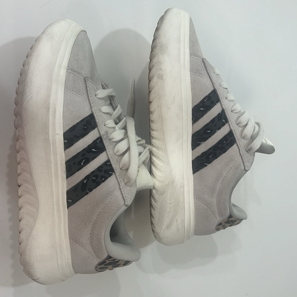 Adidas Grad Court platform sneaker - Picture 2 of 5